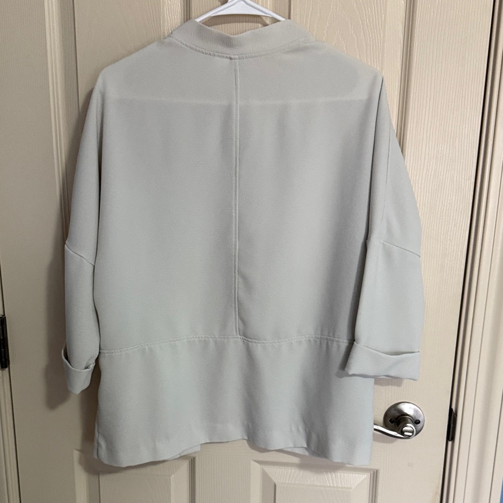 H&M Women's Soft Green Gray Open-Front Blazer - Picture 4 of 4